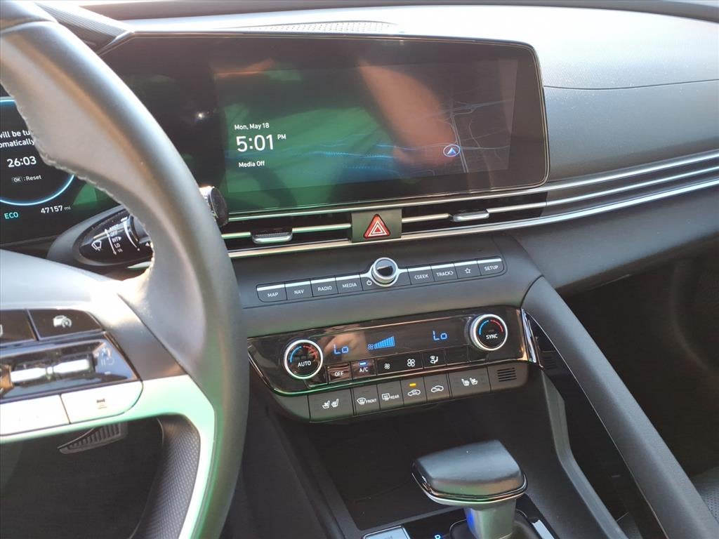 2025 Hyundai Elantra HEV Limited