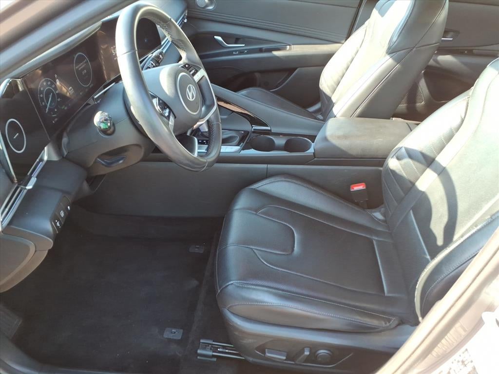 2025 Hyundai Elantra HEV Limited