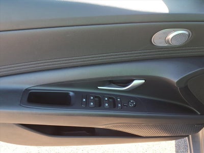 2025 Hyundai Elantra HEV Limited