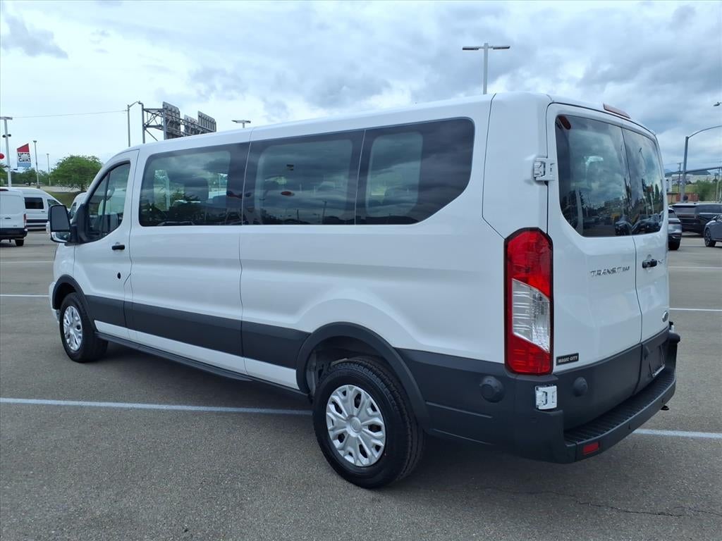 2024 Ford Transit Passenger Wagon 350 XLT
