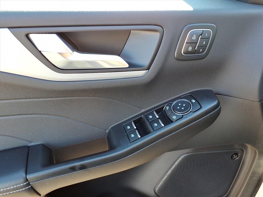 2025 Ford Escape Base