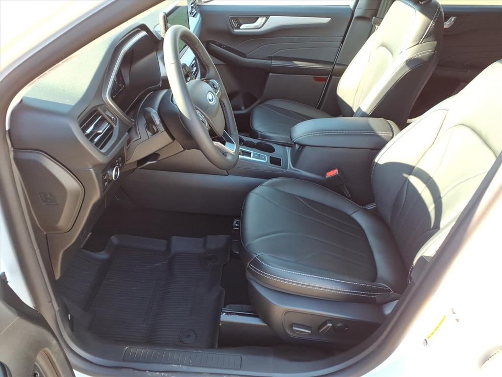 2025 Ford Escape Base