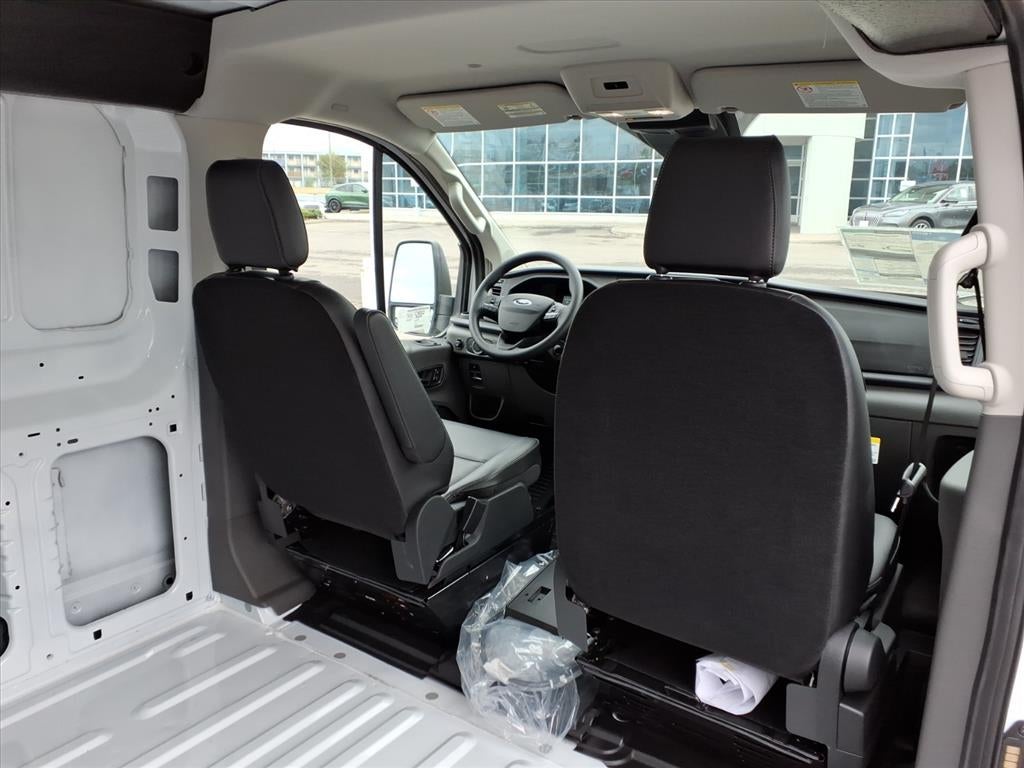 2025 Ford Transit Cargo Van Base