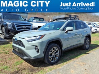 2022 Toyota RAV4 XLE Premium