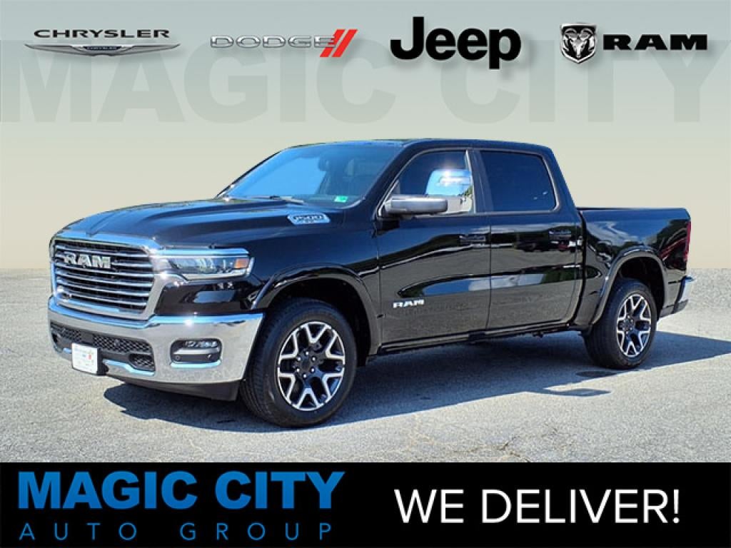 2025 RAM 1500 Laramie 4x4 Crew Cab 5'7's photo