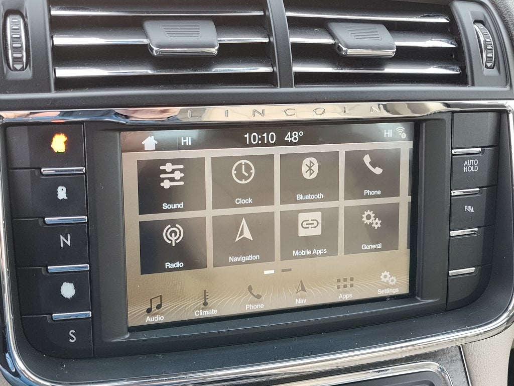 2017 Lincoln Continental Reserve