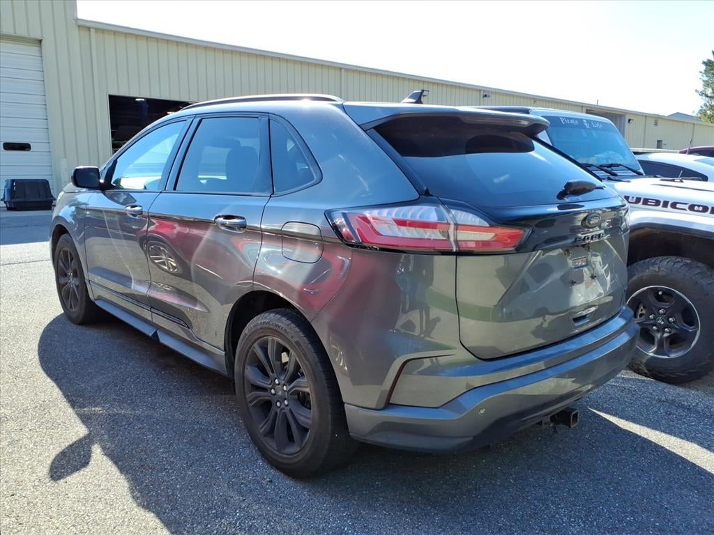 2022 Ford Edge SE