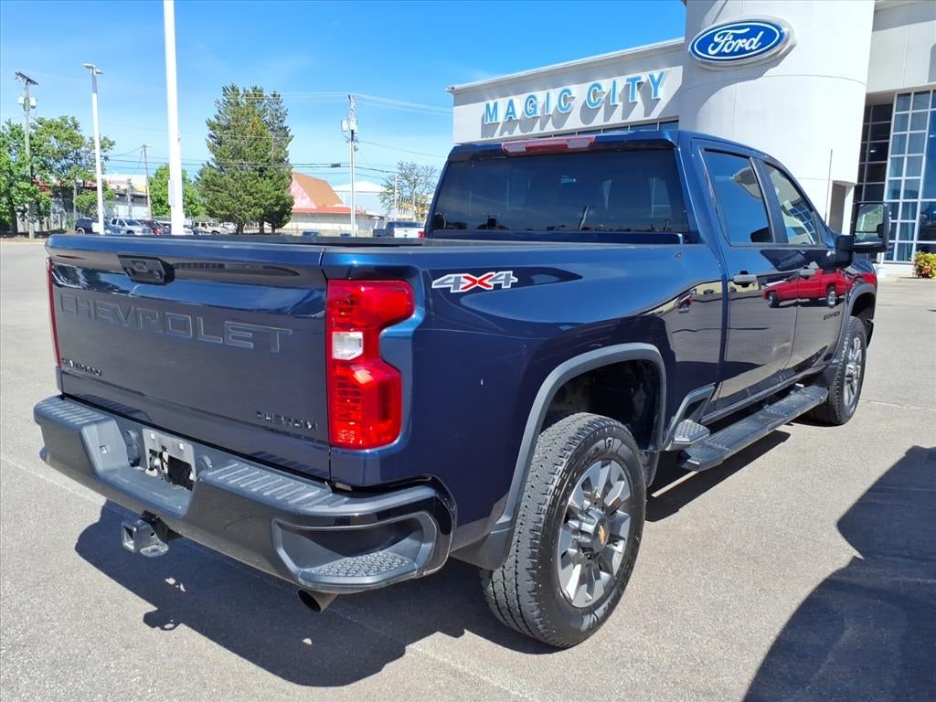 2022 Chevrolet Silverado 2500HD Custom