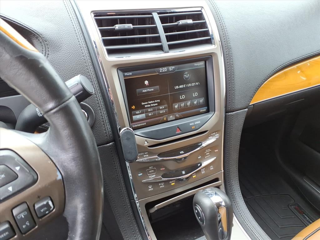 2012 Lincoln MKX Base