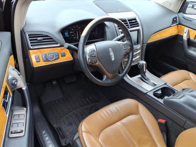 2012 Lincoln MKX Base