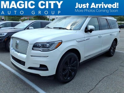 2023 Lincoln Navigator L Reserve