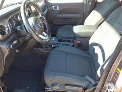 2022 Jeep Wrangler Unlimited Sahara 4x4