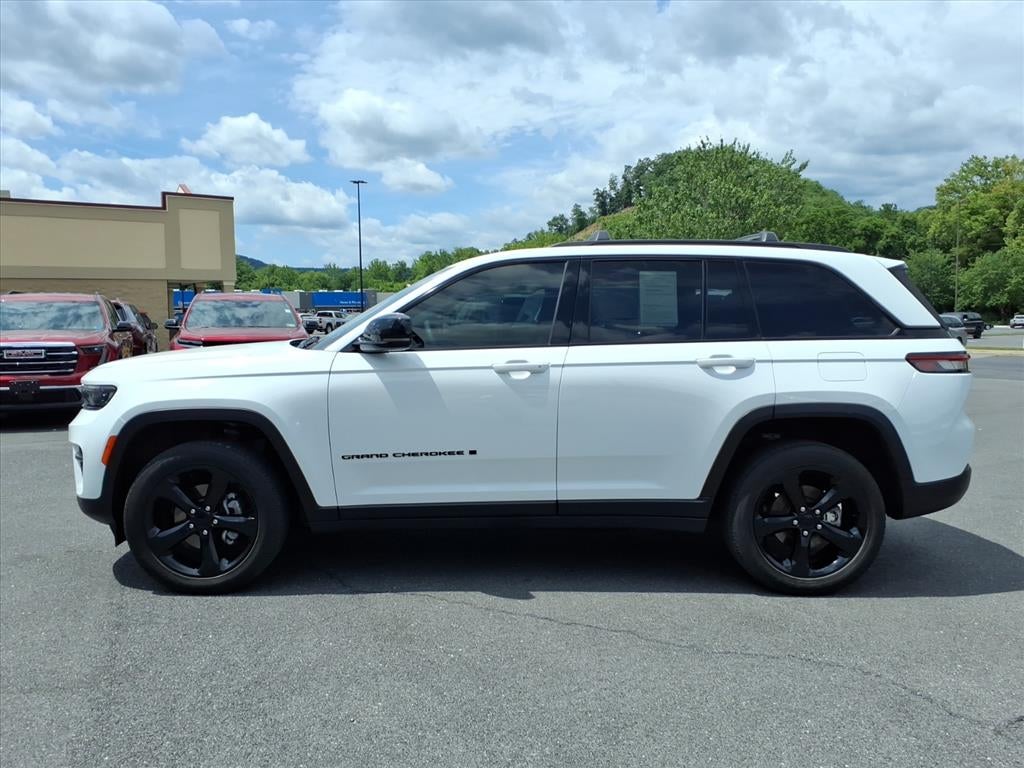 2023 Jeep Grand Cherokee Altitude 4x4