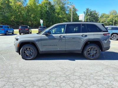 2027 Jeep Grand Cherokee GRAND CHEROKEE LAREDO ALTITUDE 4X4