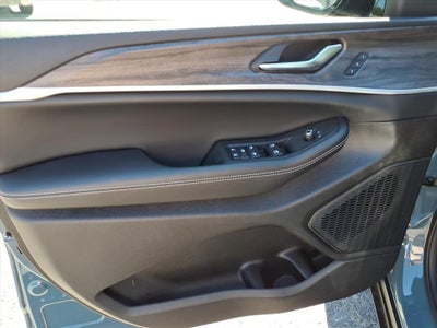 2027 Jeep Grand Cherokee GRAND CHEROKEE LIMITED 4X4