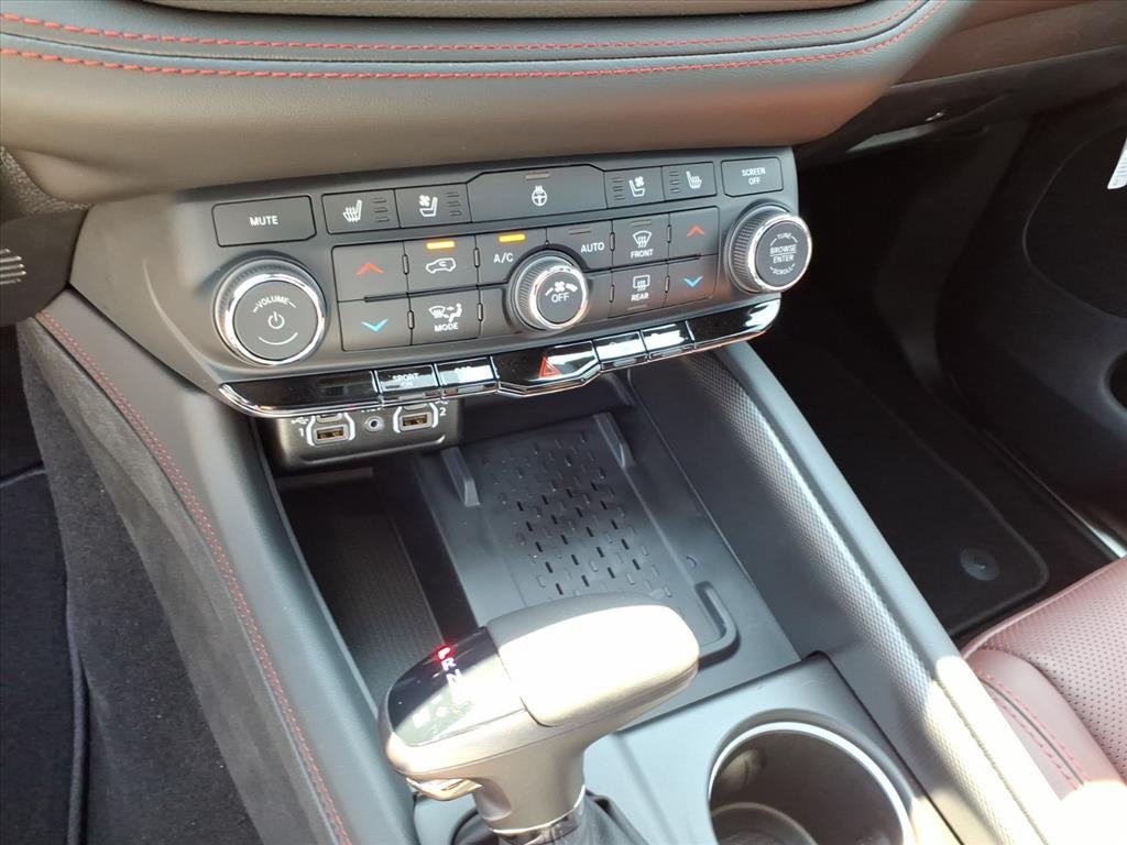 2027 Dodge Durango DURANGO GT HEMI V8 PLUS AWD