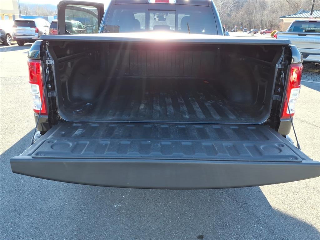 2023 RAM 1500 Big Horn Quad Cab 4x4 6'4' Box