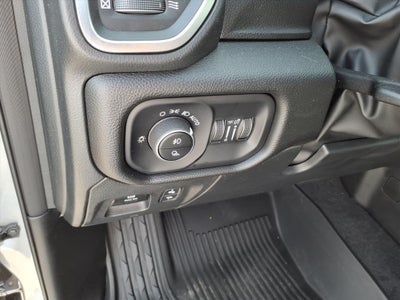 2025 RAM 1500 Big Horn Crew Cab 4x4 5'7' Box