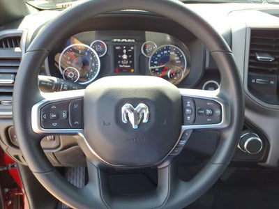 2026 RAM 1500 RAM 1500 EXPRESS CREW CAB 4X4 5'7' BOX