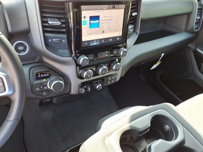 2026 RAM 1500 RAM 1500 EXPRESS CREW CAB 4X4 5'7' BOX