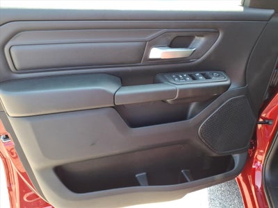 2026 RAM 1500 RAM 1500 EXPRESS CREW CAB 4X4 5'7' BOX