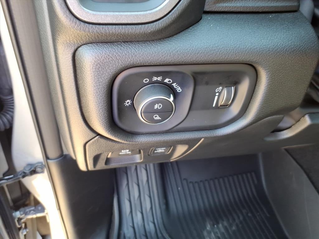 2026 RAM Ram 1500 RAM 1500 WARLOCK CREW CAB 4X4 5'7' BOX