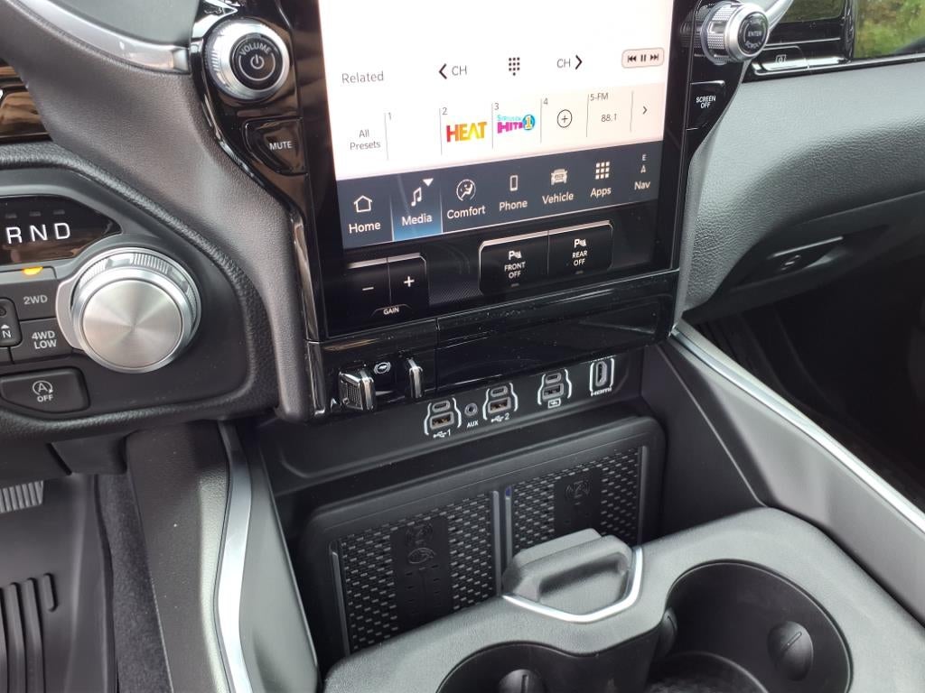 2025 RAM Ram 1500 RAM 1500 LARAMIE CREW CAB 4X4 5'7' BOX