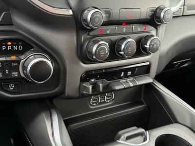 2024 RAM 1500 Big Horn Crew Cab 4x4 6'4' Box