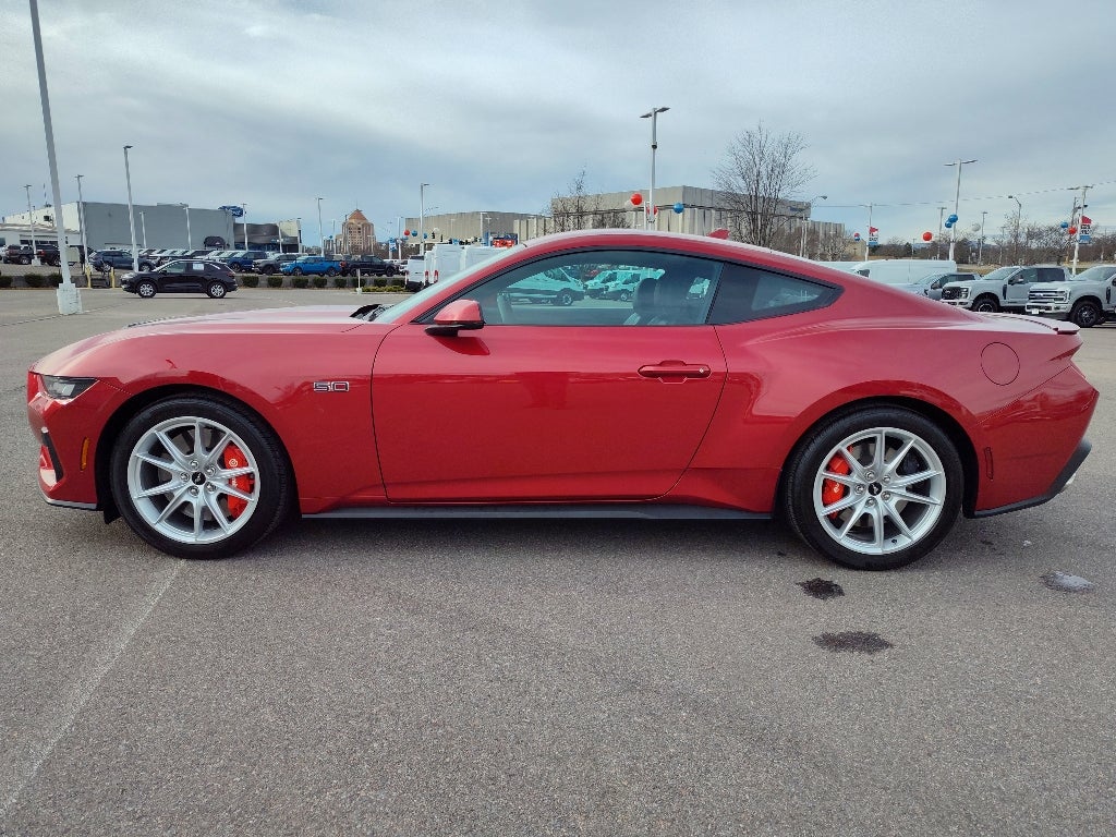 2024 Ford Mustang GT Premium Fastback