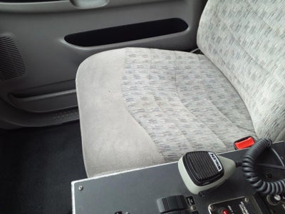 2000 Ford F-550 Chassis XL DRW