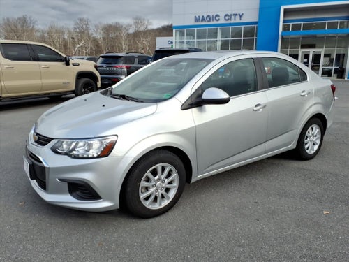 2020 Chevrolet Sonic FWD Sedan LT