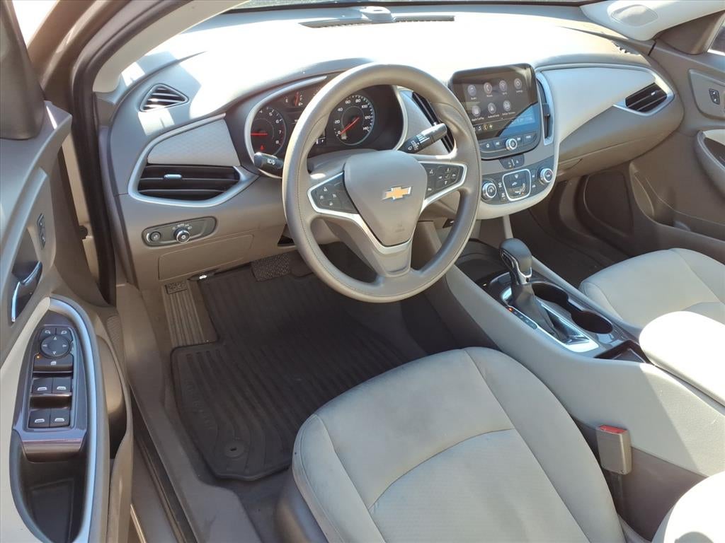 2022 Chevrolet Malibu FWD LS