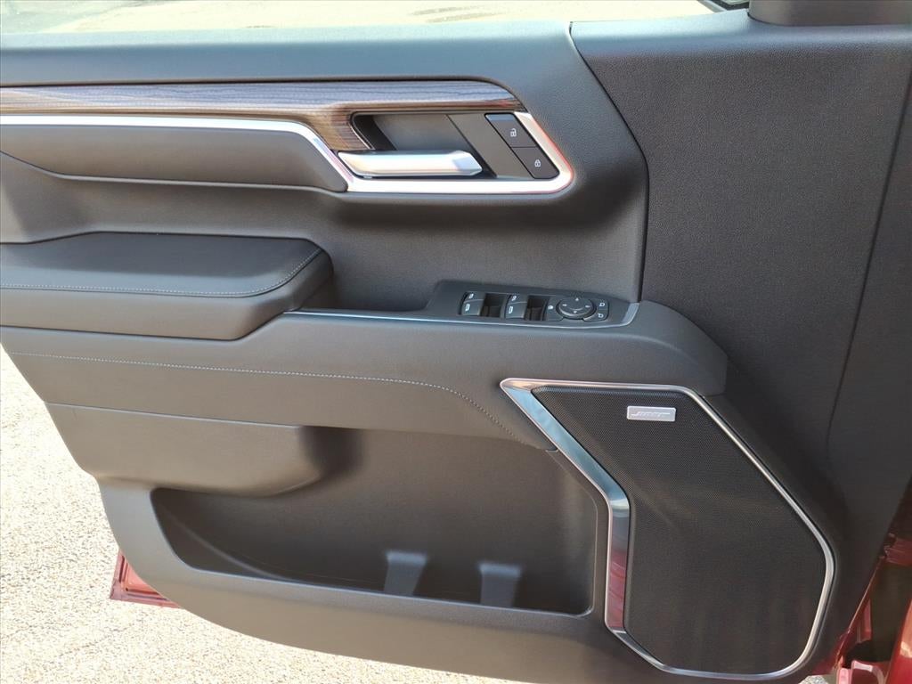 2022 Chevrolet Silverado 1500 4WD Crew Cab Short Bed RST