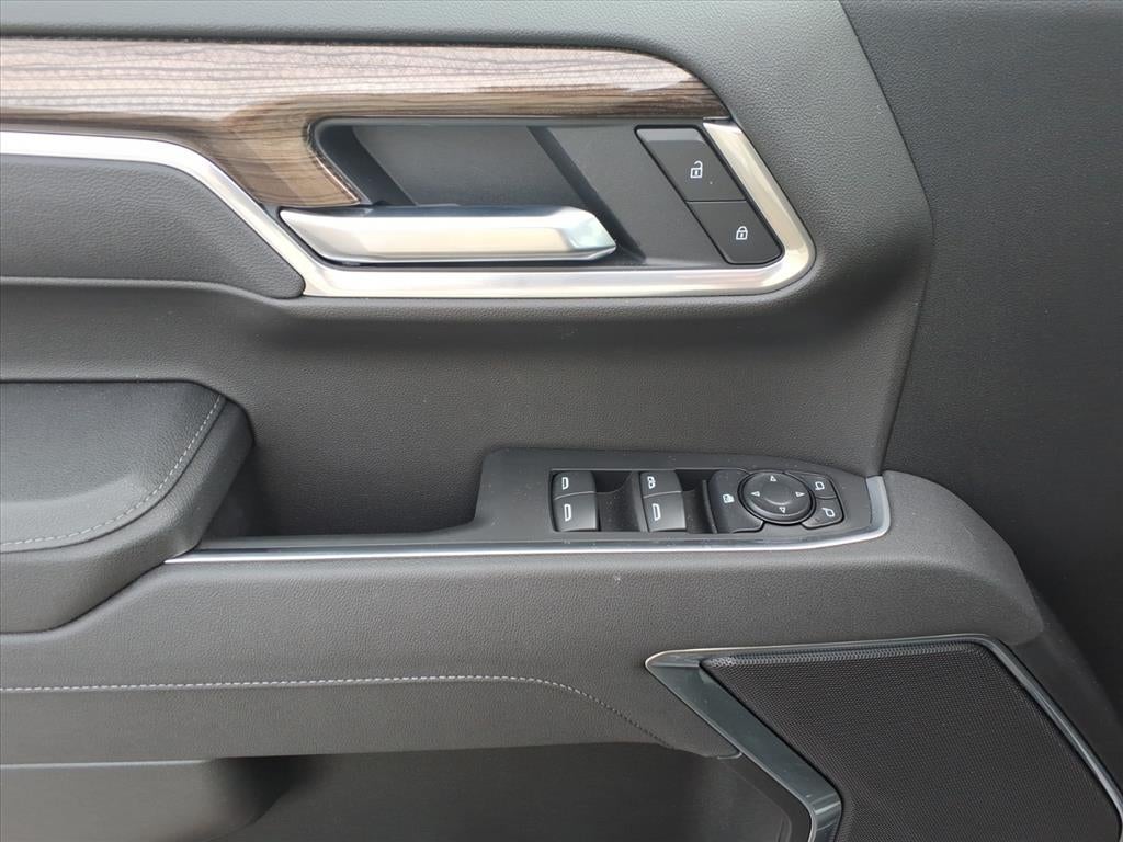 2026 Chevrolet Silverado 1500 4WD Crew Cab Short Bed RST