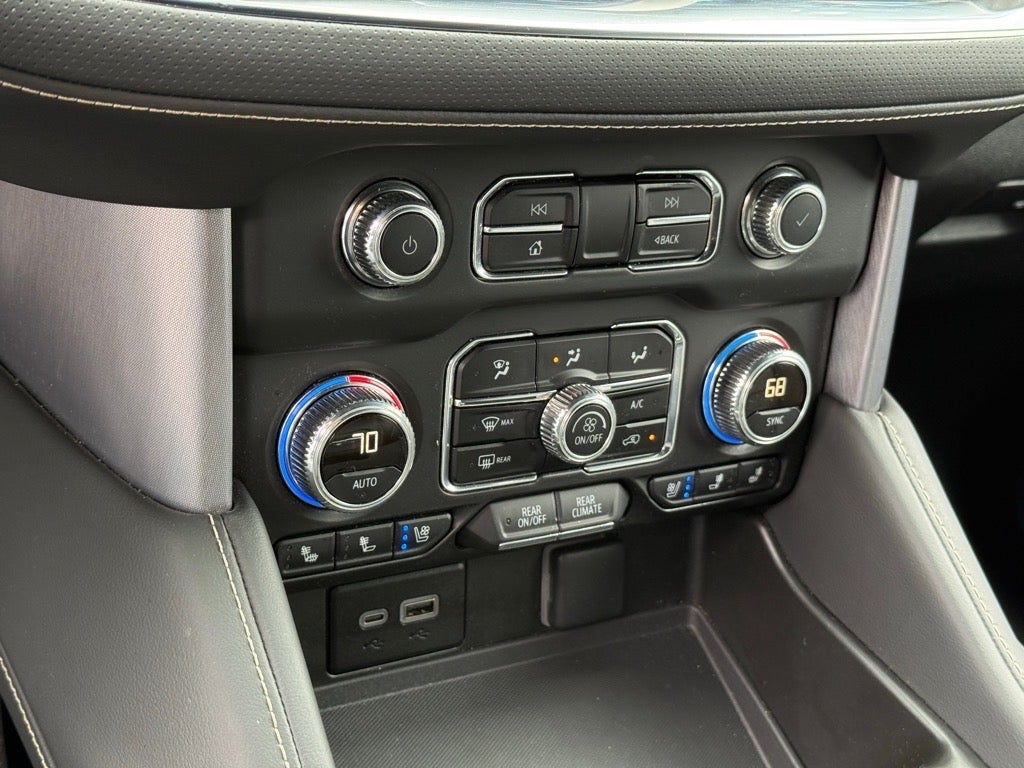 2024 GMC Yukon 4WD SLT