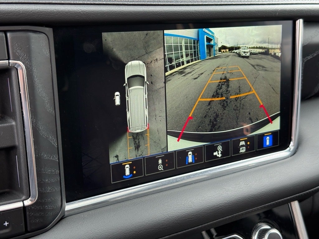 2024 GMC Yukon 4WD Denali