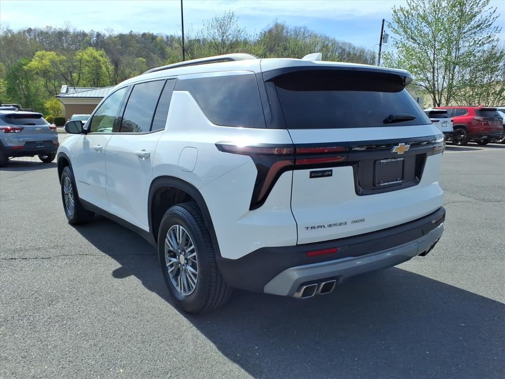 2025 Chevrolet Traverse AWD LT