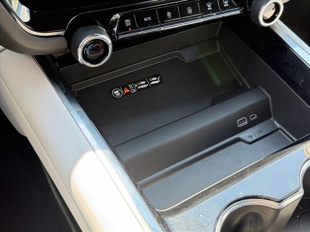 2025 Chevrolet Tahoe 4WD Premier