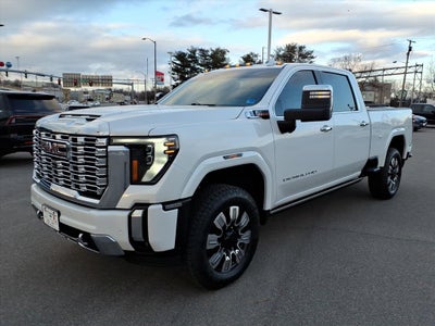 2024 GMC Sierra 2500HD 4WD Crew Cab Standard Bed Denali