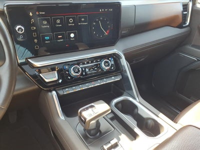 2023 GMC Sierra 1500 4WD Crew Cab Short Box Denali