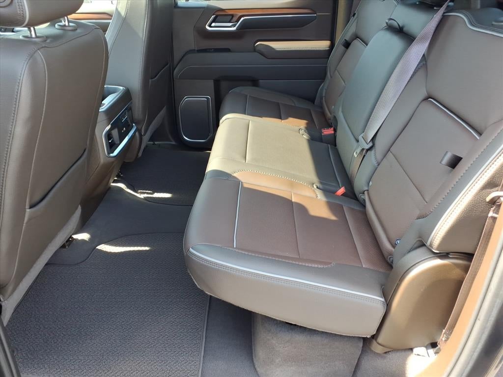 2023 GMC Sierra 1500 4WD Crew Cab Short Box Denali