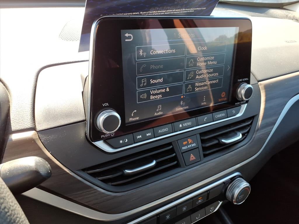 2025 Nissan Altima SV FWD