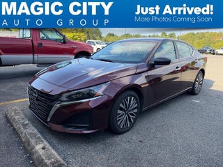 2025 Nissan Altima SV FWD