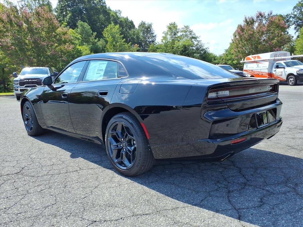 2027 Dodge Charger CHARGER R/T PLUS 4-DOOR AWD
