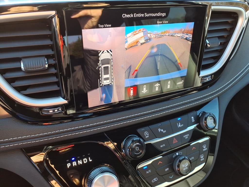 2026 Chrysler Pacifica PACIFICA SELECT