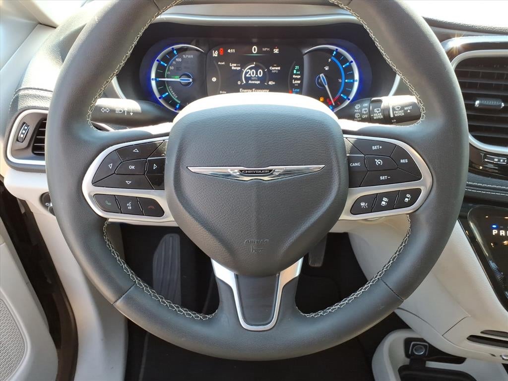 2023 Chrysler Pacifica Hybrid Touring L