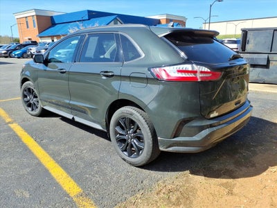 2022 Ford Edge SE