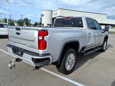 2022 Chevrolet Silverado 2500HD 4WD Crew Cab Standard Bed High Country