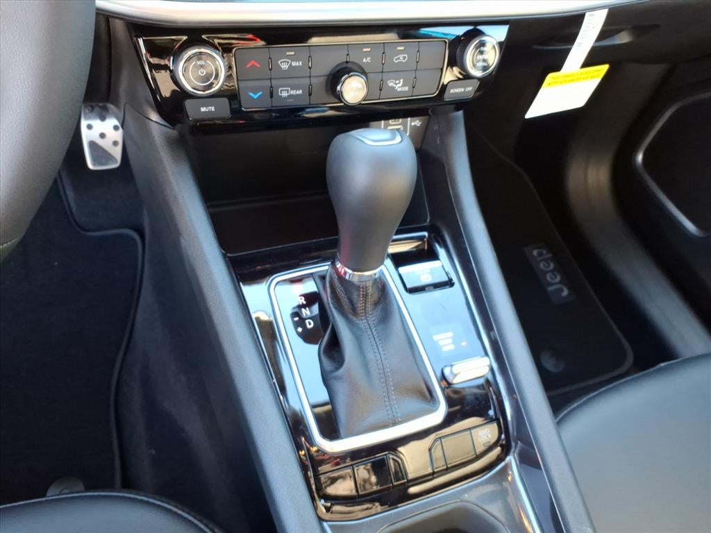 2026 Jeep Compass COMPASS LATITUDE 4X4