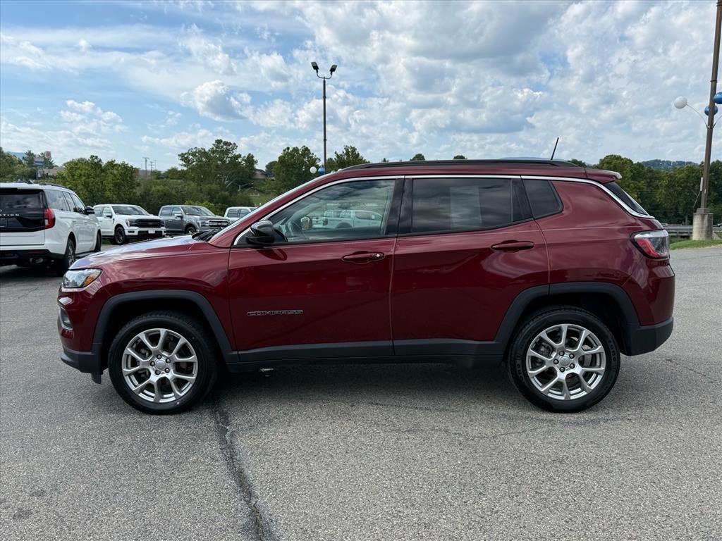 2022 Jeep Compass Latitude Lux 4x4